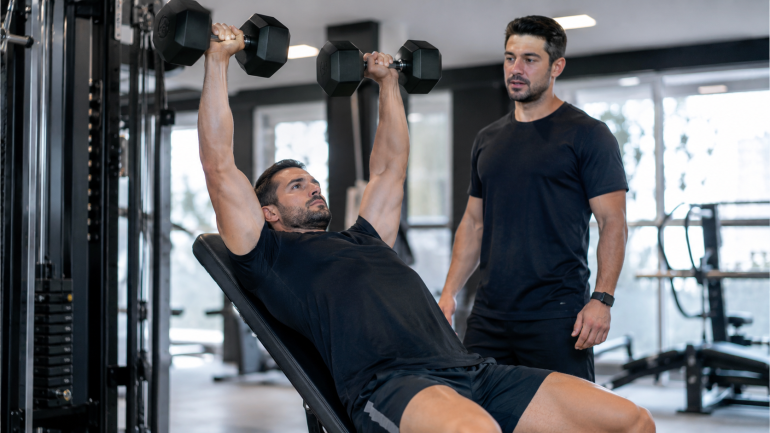 Musculação protege o fígado?                                                                                                    Estudo mostra que o treino de força pode reprogramar o metabolismo e reduzir os danos da obesidade.