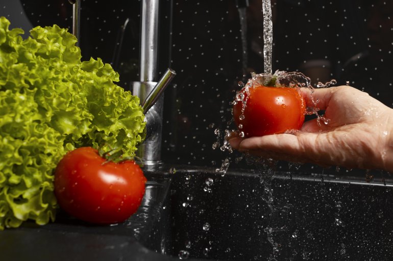 Bicarbonato de sódio tira agrotóxico dos alimentos?                                                                      O que é mito e o que é verdade.