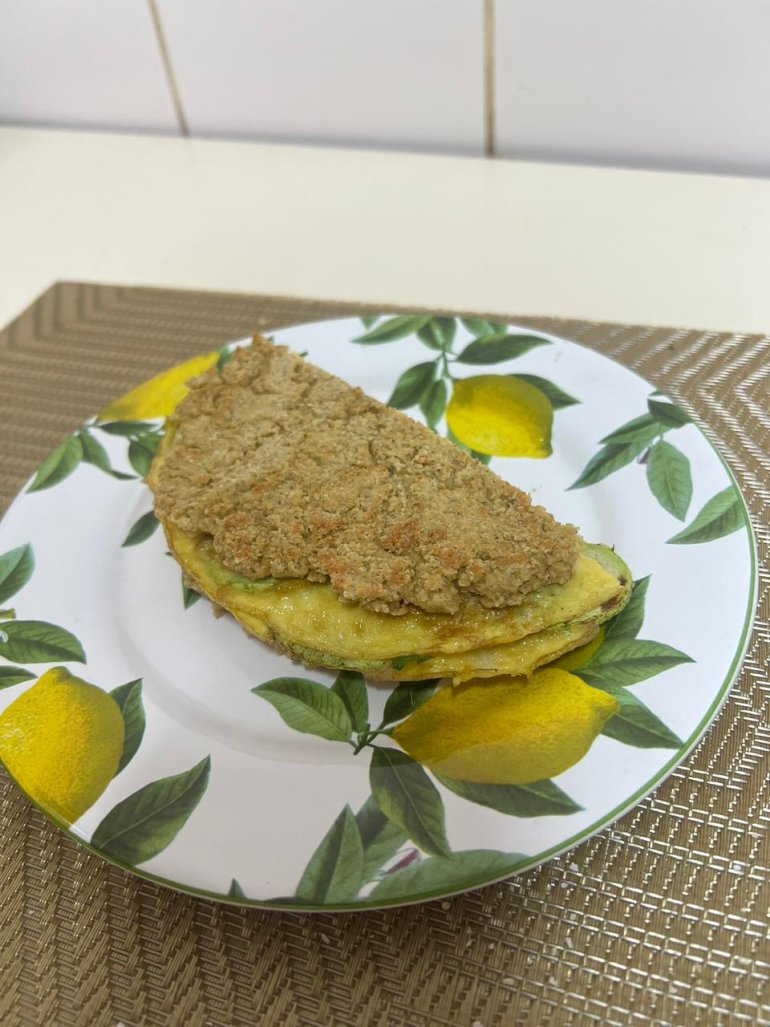 Pãozinho com Omelete de Abobrinha