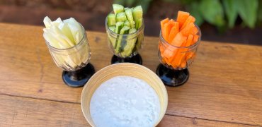 Dip de Coalhada com Palitos de Legumes