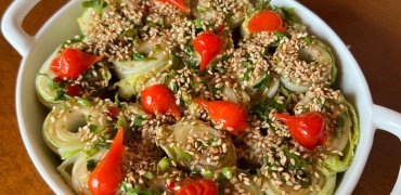 Salada de acelga oriental